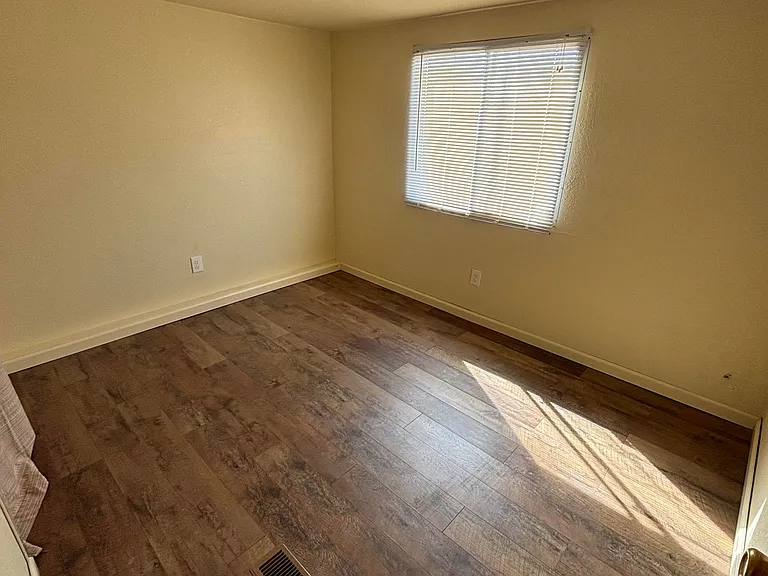 1700 Dechant Rd #18DECHANT — Photo 3