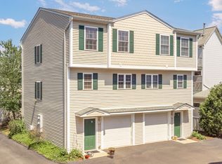 70 Fountain St APT 4, New Haven, CT 06515