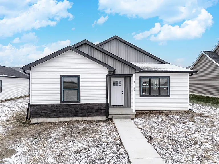 1527 Duncannon Dr — Photo 33