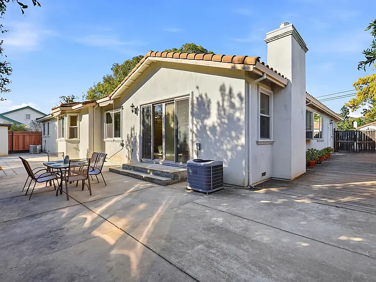 1352 S Stelling Rd — Photo 12
