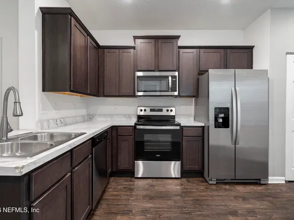 195 SCOTCH PEBBLE Drive, St. Johns, FL 32259