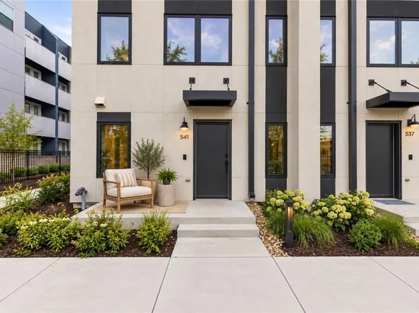 541 E 19th St, Kansas City, MO 64108