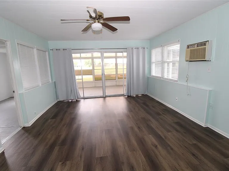 1104 Desert Hills Dr — Photo 11
