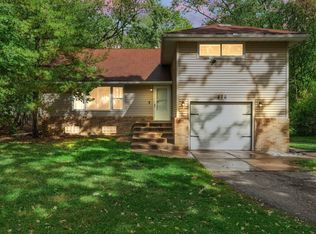 870 Marcella Rd, Merrillville, IN 46410