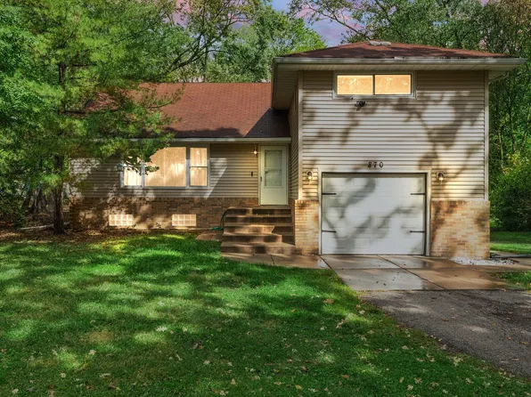 870 Marcella Rd, Merrillville, IN 46410