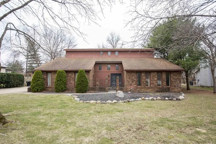 50787 Mercury Dr photo 1