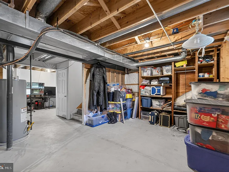 33 Lindley Dr — Photo 24