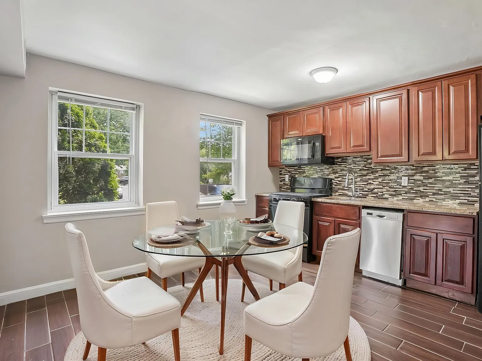 Wynnefield Terrace — Photo 1
