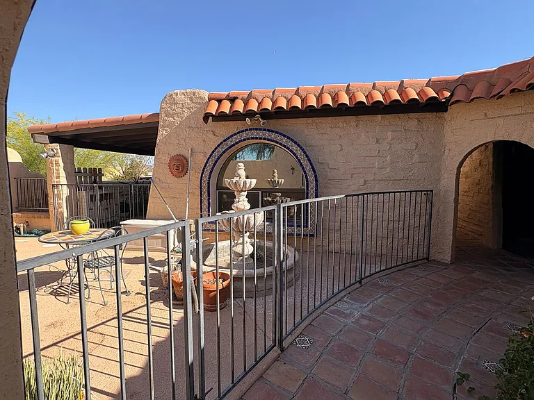 2371 W Calle Retana — Photo 3