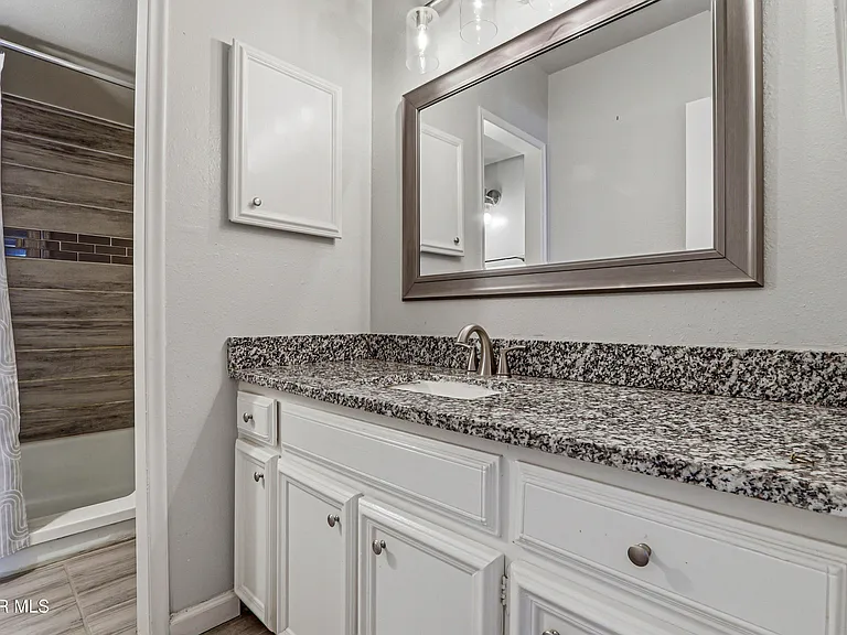 6700 Escondido Dr #G9 — Photo 23