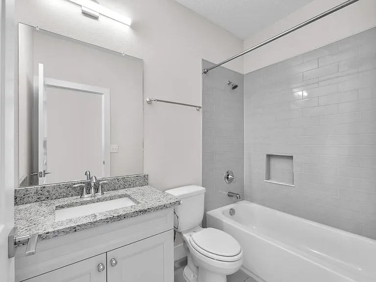 3120 W Azeele St #1 — Photo 52