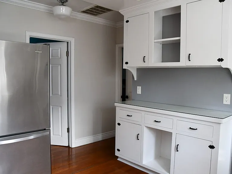 629 W Culver Ave — Photo 18