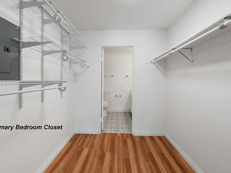 1494 Gustavo St #D — Photo 15