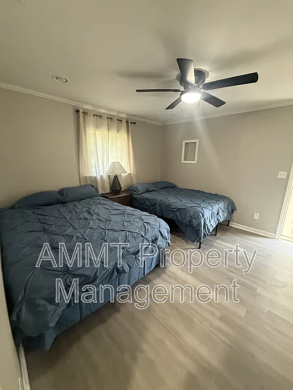 2 bed, 1.0 bath, $2,000 — Photo 4