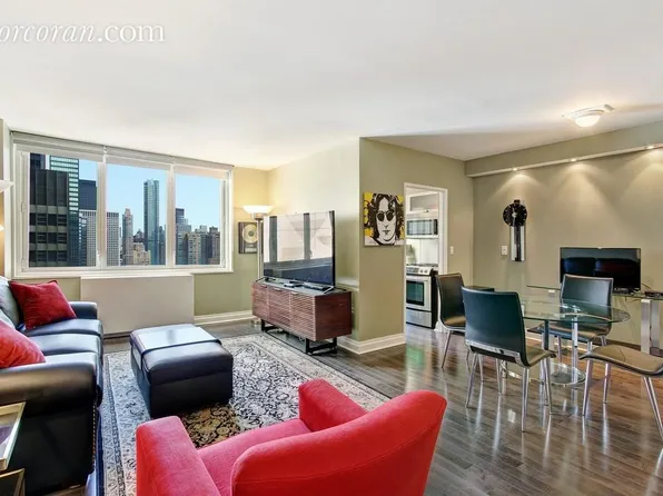 211 E 46th St #31B, New York, NY 10017