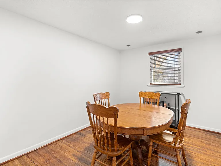 613 Nashua Ln — Photo 15