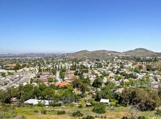 12362 Circula Panorama, Santa Ana, CA 92705