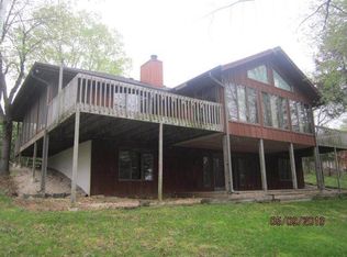 W344N7189 Timber Ridge Dr, Oconomowoc, WI 53066