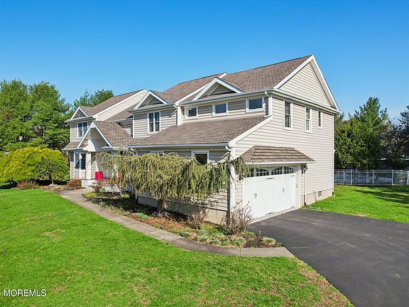 2nd image of 17 Riverside Lane