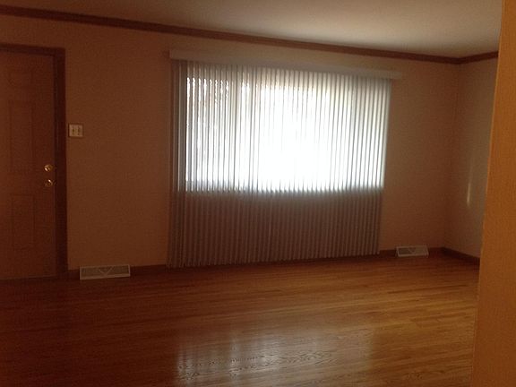 5th image of 6802 Olivewood Dr