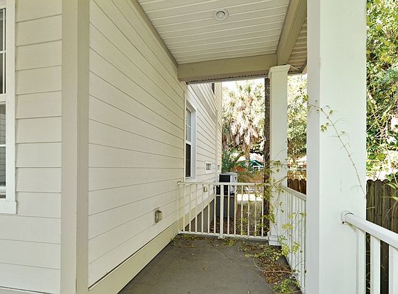 5th image of 6203 Sanders Dr