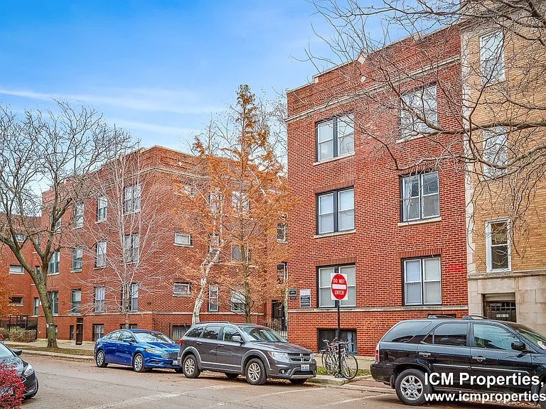 839 W Cornelia Ave #1 — Photo 3