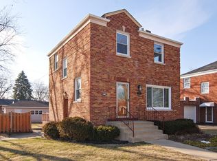 1358 Suffolk Ave, Westchester, IL 60154