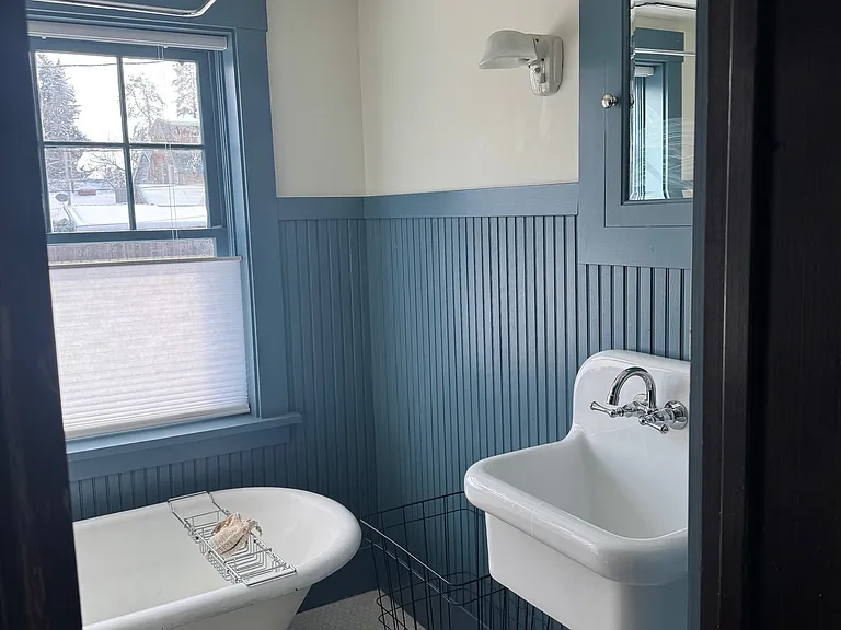 1 Somers Ave — Photo 17