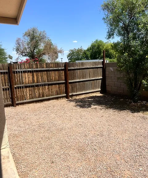 4457 E Contessa St #A — Photo 22