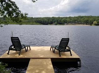 191 E Lake Dr, Milford, PA