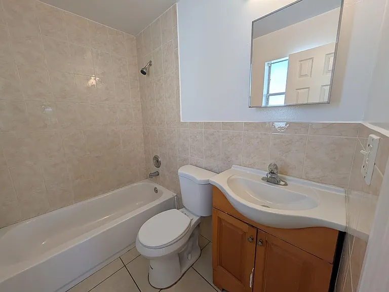 140 NW 40th St #264 — Photo 7