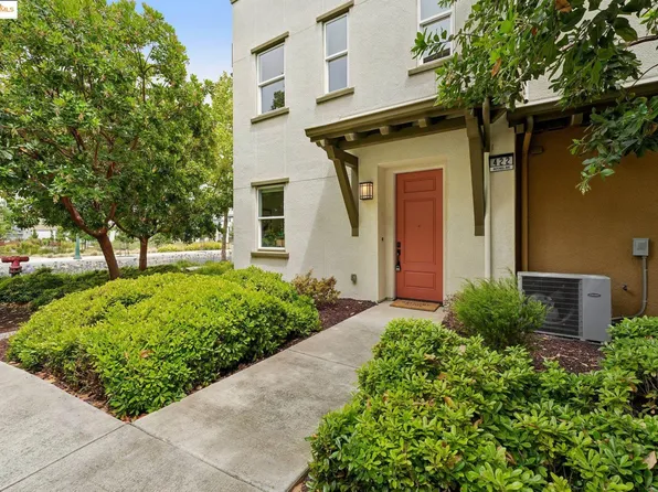 422 Mitchell Ave, Alameda, CA 94501