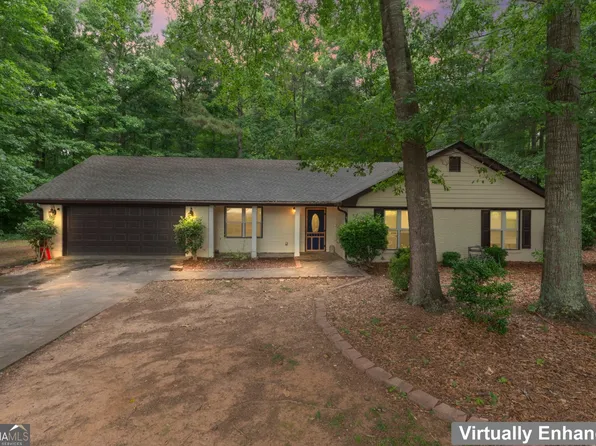 225 Hardwood Dr, Covington, GA 30016