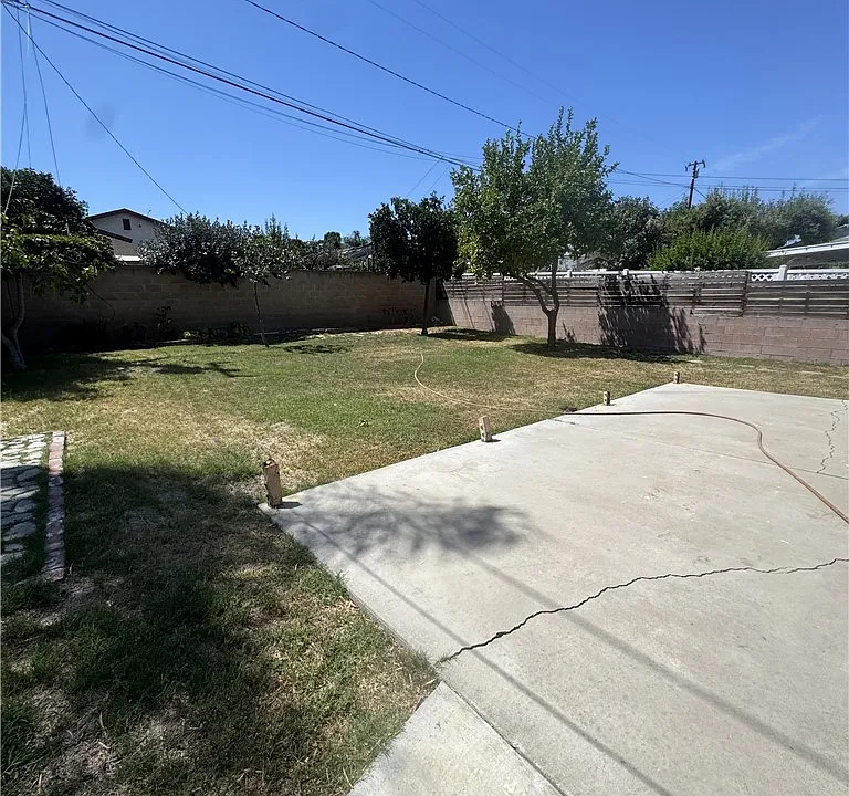 4165 El Molino Blvd