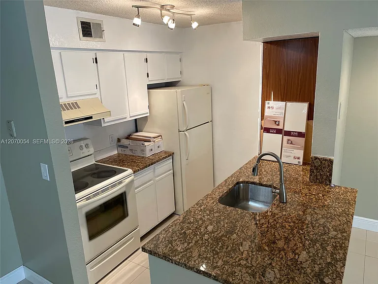 2826 S University Dr #3101 — Photo 10