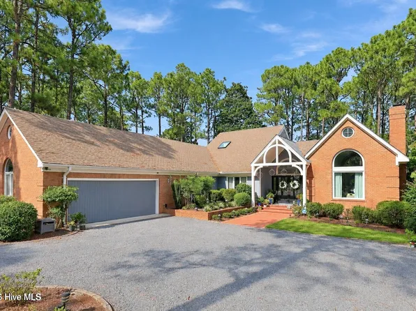 64 Pinewild Drive, Pinehurst, NC 28374