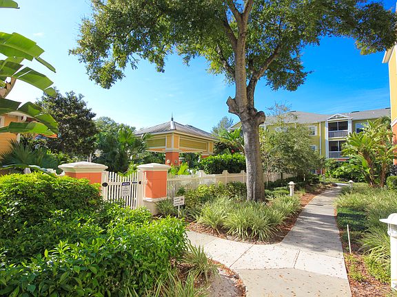 3rd image of 4207 S Dale Mabry Hwy Unit 4101