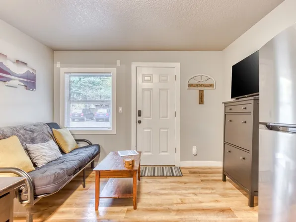 65500 E Oregon St, Welches, OR