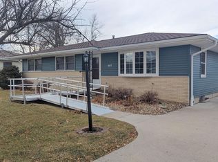 1617 Reed St, Grinnell, IA 50112