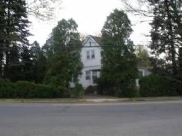 57 Raritan Rd, Linden, NJ 07036