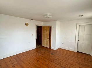 320 W Montgomery St #2, Johnstown, NY 12095