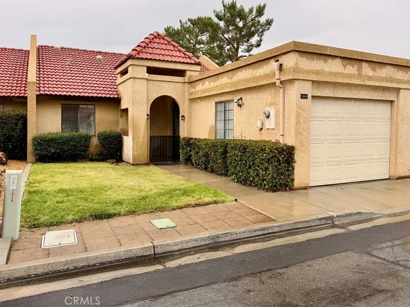 11684 Cedar Ct, Apple Valley, CA 92308