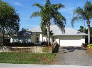 430 Columbus St, Sebastian, FL 32958