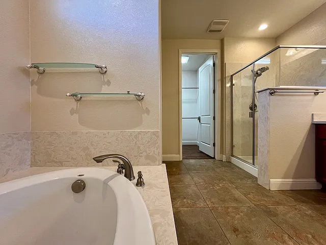 381 Havasu Ct — Photo 16