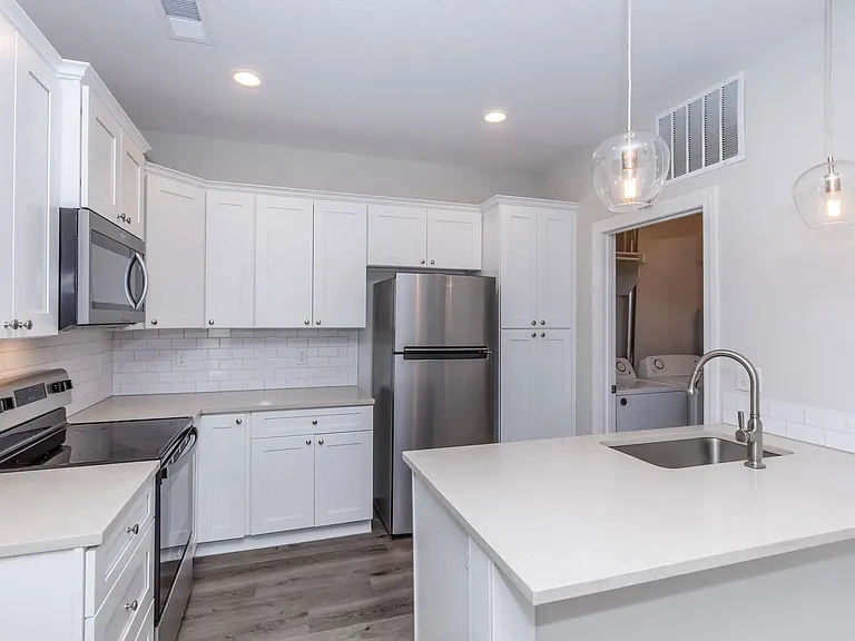 Stonehaven Overland Park — Photo 27