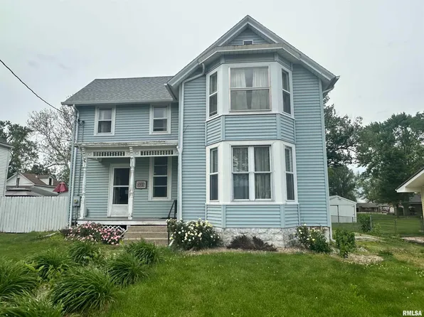 335 E South St, Mendon, IL 62351