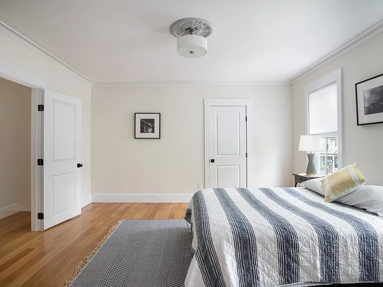 30 E Bowery St — Photo 16