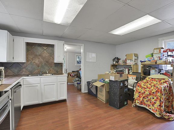 5th image of 63 Wilwood Ave