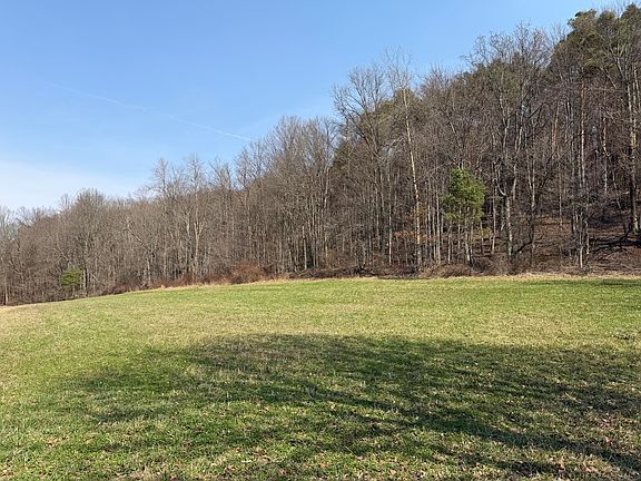 3rd image of 322 Sugar Valley Rd