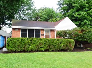 102 Colonial Dr, Norristown, PA 19401